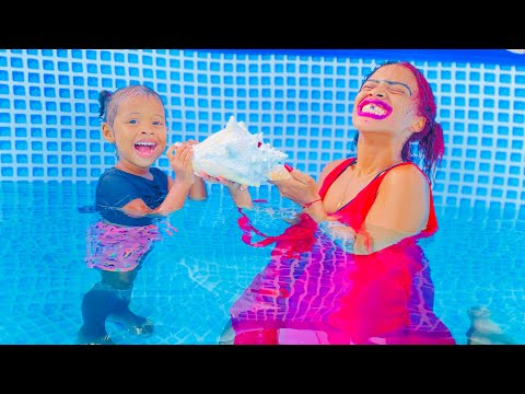 Laly La Fea (Su Nueva Piscina 🏖️) 😂😂