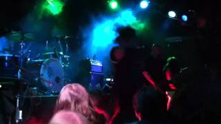 American Head Charge - A Violent Reaction (Live)