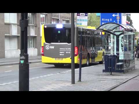 U-OV lijnen 16 en lijn 9 rijden richting overvecht.