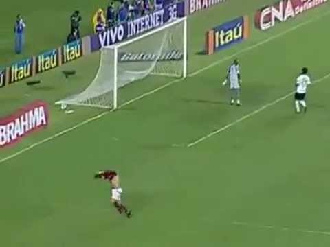 Golaço de cobertura de Adriano Imperador - Flamengo 3 x 0 Coritiba - BR  2009