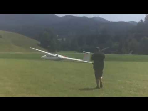 Aussenlandung auf Modellflugwiese