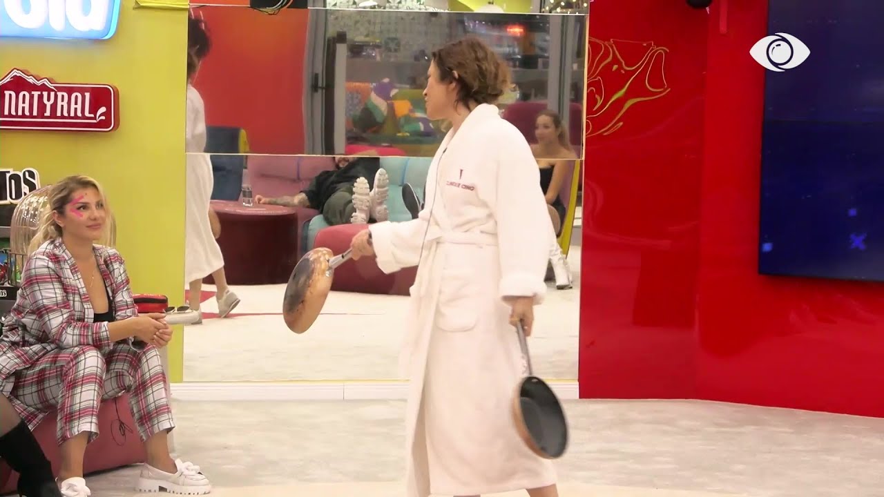 Nis loja e Vëllait të Madh, banorët dhurojnë spektakël duke imituar njëri- tjetrin