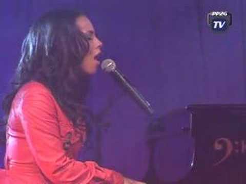 Alicia Keys Live at Panama Amsterdam