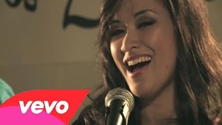 ស្វារាំមុនឃីស Sva Rom Monkiss - Laura Mam by KhmerVEVO