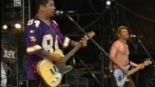 NOFX - Perfect Government (Live @ Rock Im Park 2000)