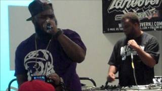 Freeway &quot;1-900 Hustler&quot; &amp; &quot;Line Em Up&quot; LIVE @ Dunk Xchange