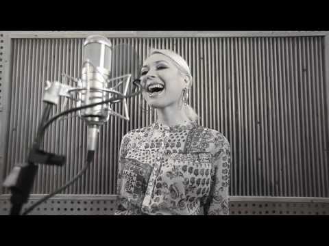 Gloria- One More Night (Maroon 5 cover)