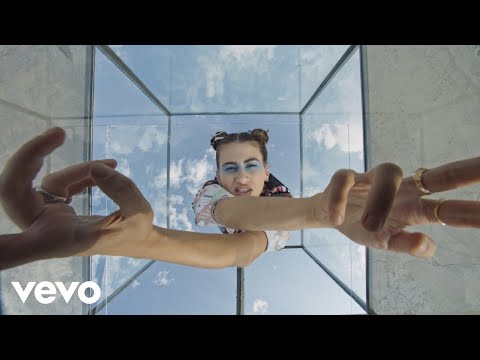 Creams - SLEEP ON ME (Official Music Video)