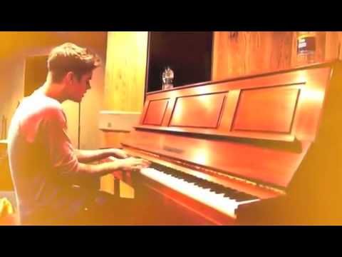 Justin Bieber Singing Every Little Thing - Ryan Beatty Cover