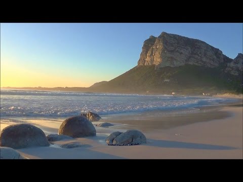 1 hour relaxation video - gentle ocean waves washing onto beautiful secluded beach - HD 1080P