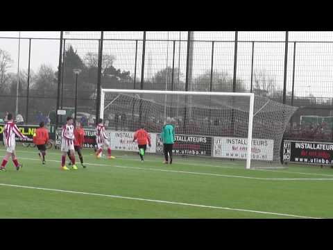 1 maart 2014 VV De Meern D4 - Geinoord D2 com 2-5 Doelpunt Maurits (1-4)