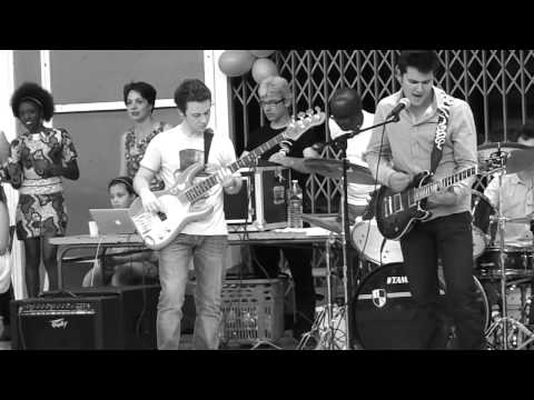 Get lucky - played by True Speakers