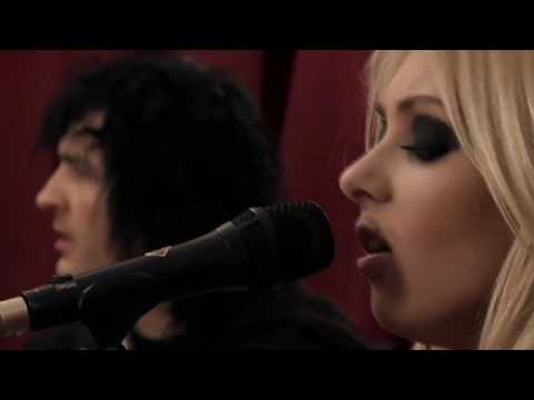 The Pretty Reckless FULL acoustic session in Paris