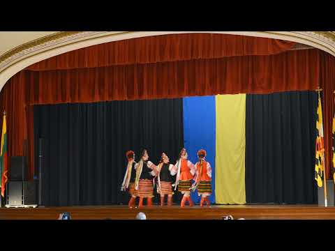 2022 Ukraine benefit (Baltimore) 13 - Carpathia: Hony Viter / Гони вітер