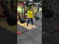 Sumo deadlift