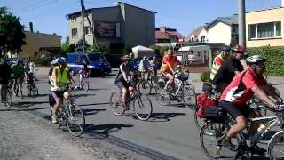 preview picture of video 'Święto Ulicy Chylońskiej - rowerowa część parady'