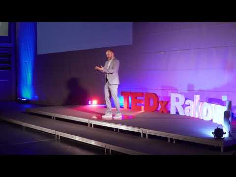 How to hire,motivate&retain professionals in a competitive job market | Michał Faber | TEDxRakowicka