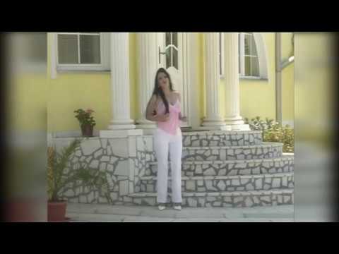 Biljana Boldeskić - Stau pe prag