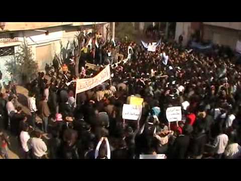 انشقاق عدد من الجنود عن الجيش السوري أثناء مظاهرة في مدينة تلبيسة في ريف حمص في جمعة "بروتوكول الموت"