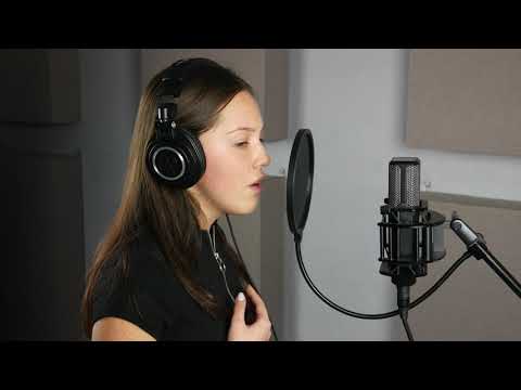Amelia Ciesielska   Remedy Adele cover