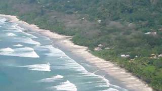 preview picture of video 'malpais, santa teresa, costa rica, from the air'