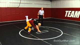 preview picture of video 'Learn Wrestling Moves - The Russian Tie @RollOutMat'
