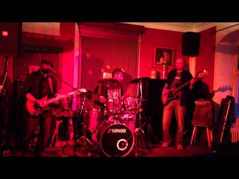 Walden - Walden - Čaroděj, live 17.5. Č.Krumlov