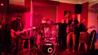 Video Walden - Čaroděj, live 17.5. Č.Krumlov