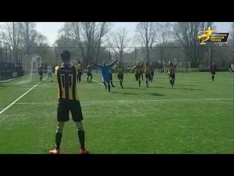 Keeper scoort lekkere gelijkmaker! - VOETBAL INSIDE