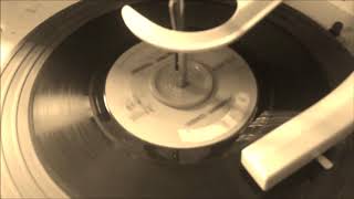 country trash 45 rpm record by Johnny Cash played on a 1950&#39;s steelman HIfi