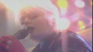 The Primitives - Way Behind Me performance