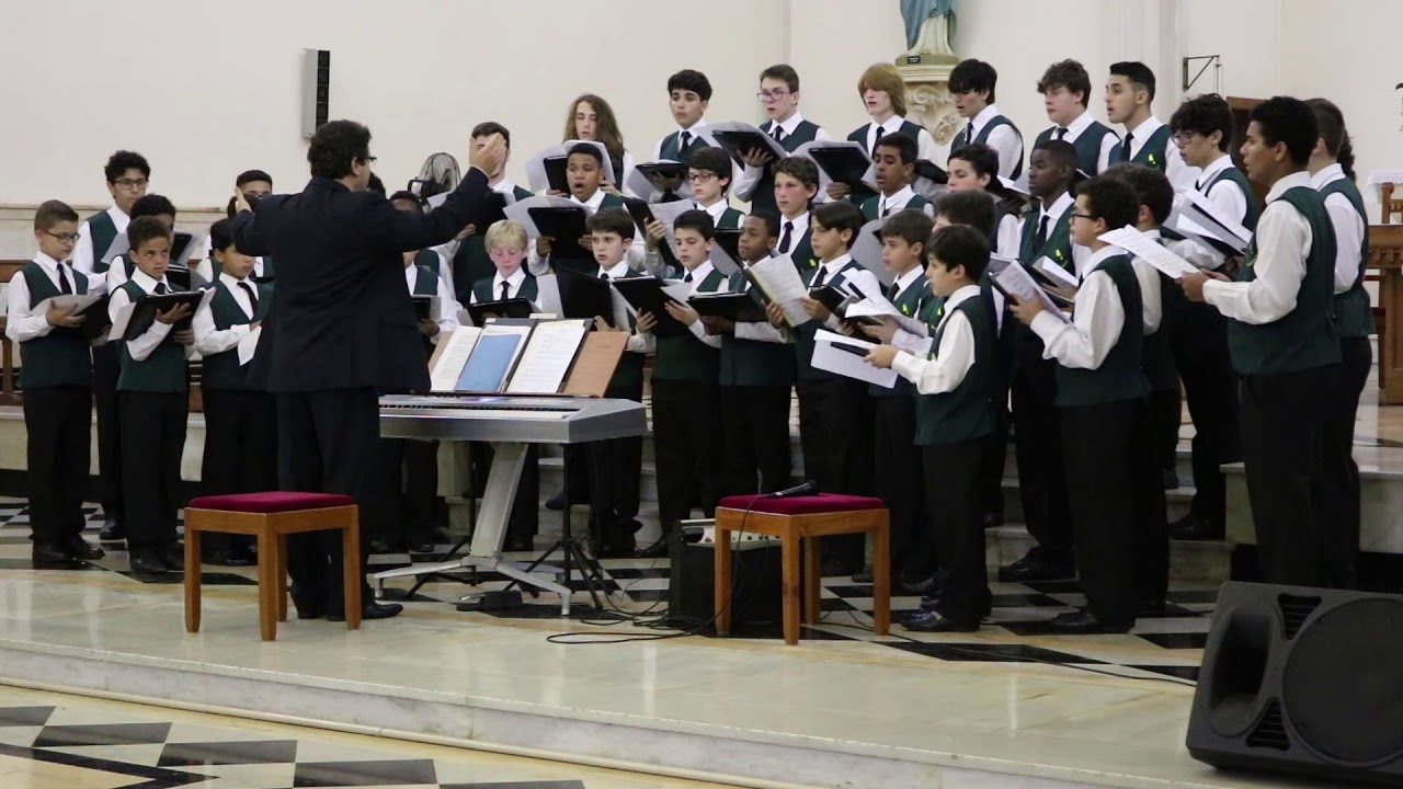 Concerto dos Canarinhos de Petrópolis no Capítulo Provincial