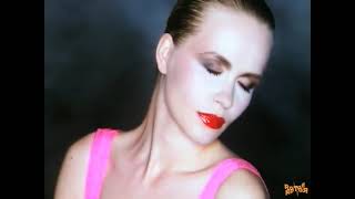 ROTATED Robert Palmer   Simply Irresistible