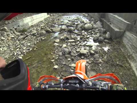 enduro comanesti  prin prau  am speriat pestii :