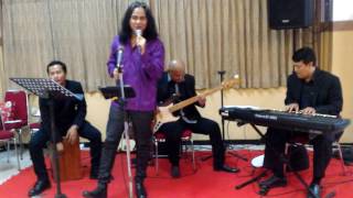 Download lagu Ku hidup karena cintamu by Ferdy Tahier. mp3 Download lagu Ku hidup karena cintamu by Ferdy Tahier. mp3