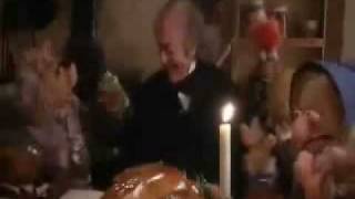 Muppets Christmas Carol: It feels like christmas - music video