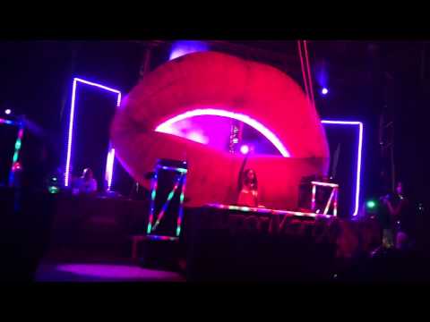 Wonderwall Music Resort DIRECT!! Gandia summer 2013 party SUPERMARTXÉ