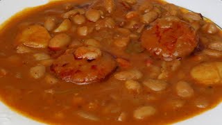 Alubias pintas con chorizo - Guiso casero tradicional