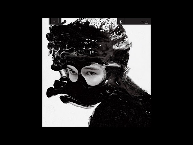 La historia y el estilo musical de Zola Jesus