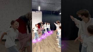 Шаффл Баттл 😎🔥 Girls 👧 VS Boys 👦 WHO BEST ? 🤔🏆 NEON MODE 😨
