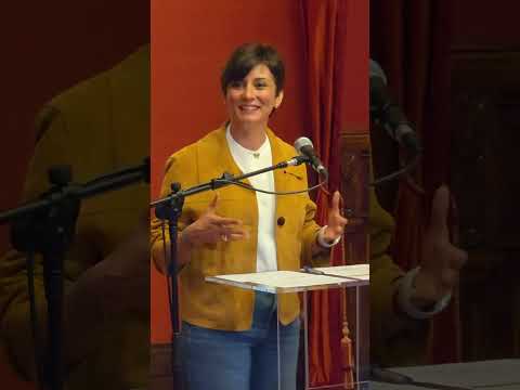 Rolda de prensa da ministra de Vivenda, Isabel Rodríguez, en Santiago de Compostela