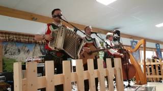 Mama geh bitte schau oba