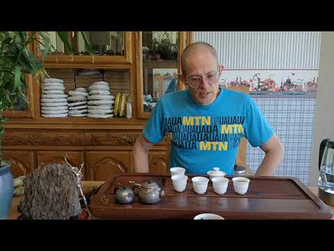 Scott Drinks the 2012 Gao Jian Shan "Qian Liang Cha" Hunan Hei Cha Tea