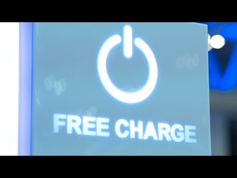為什麼你應該避免使用機場USB充電站？ (Why You Should Avoid Airport USB Charging Stations)