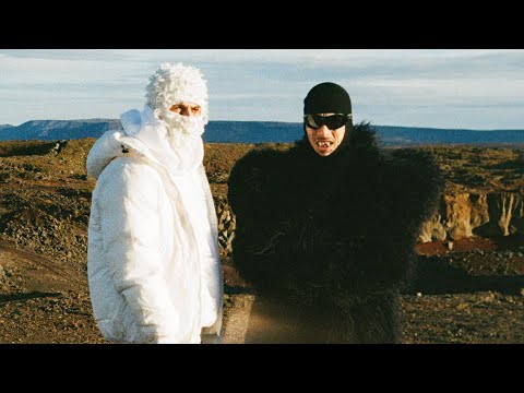 Video thumbnail for Uprostřed Oceánu