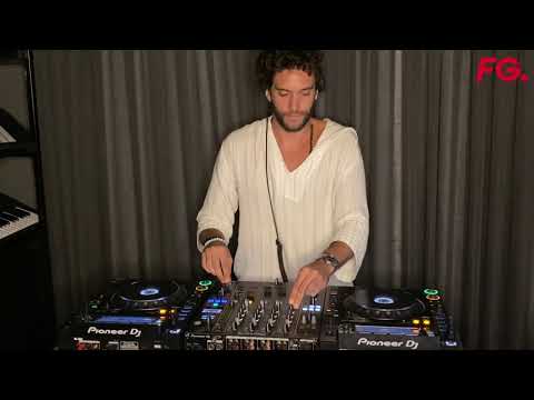 Saint Lanvain Live DJ MIX @ FG Cloud Party, Radio FG