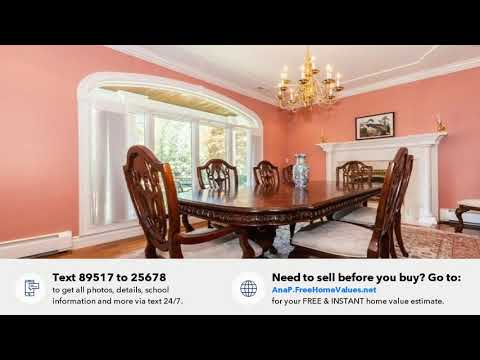 59 Lexington St, Burlington, MA Presented by Ana Picanco Linnehan.
