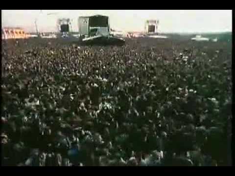 Rage Against The Machine - Peolple Of The Sun en vivo (con subtítulos en español)