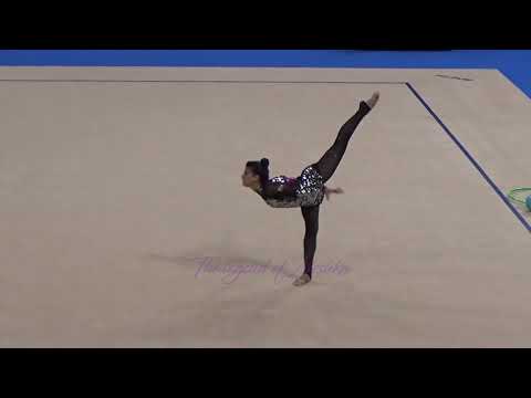 Geraldine PEREZ QUITO (ECU) ball - 2015 Stuttgart worlds Qualifs