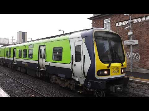 Commuter number 29124 + 29424 - Donabate Station, Dublin.